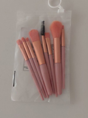 Makeup brushes travel size new, soft pink set
