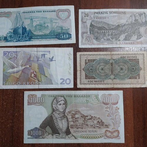 Old banknotes like new, pack of 5 for collection