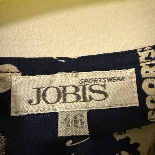 Jobis women's shirt like new, short sleeves, dark blue and white print
