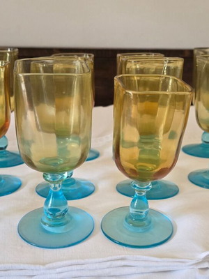 Set of 12 Vintage La Rochere 'George Sand' square glasses like new