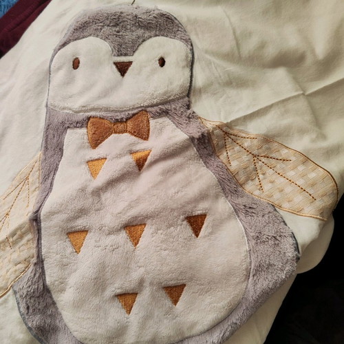 Das Home Kids Curtain with Fuzzy Penguins and Stripes like new