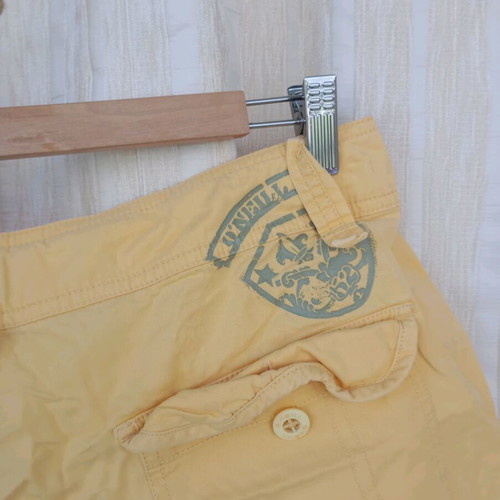 O'Neil yellow shorts like new, size L