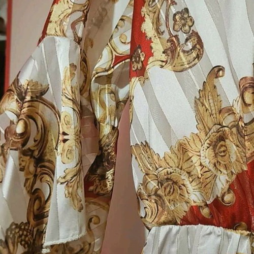 Mattis dress like new with gold details, size L