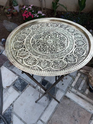 Brass table with embossed brass tray like new
