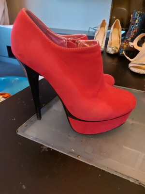 Booties used, size 37, pink, worn only once