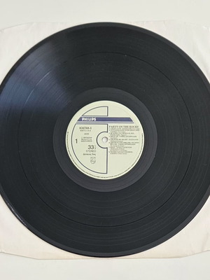 Party On The Rocks vinyl record used, third disc from 1988 album