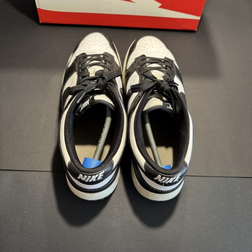 Nike Dunk Low Panda sneakers like new, size 46, black and white