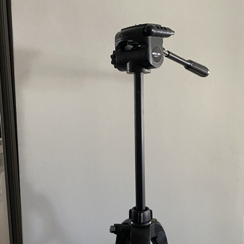 Swiss+Pro Advance RF-31 Tripod for Camera, like new, aluminum