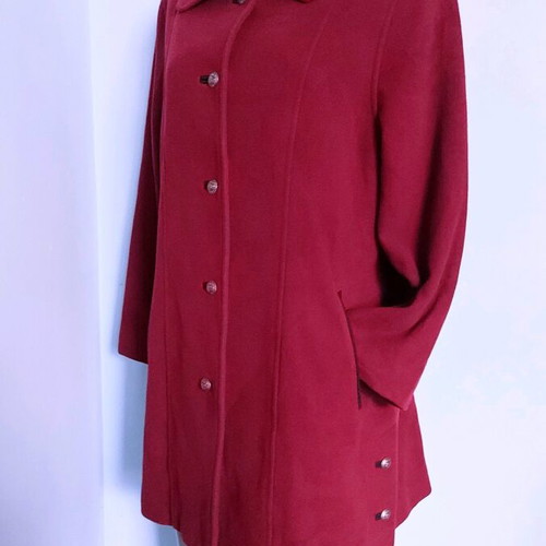 Wool and cashmere coat like new, Sonnblick landhouse, red