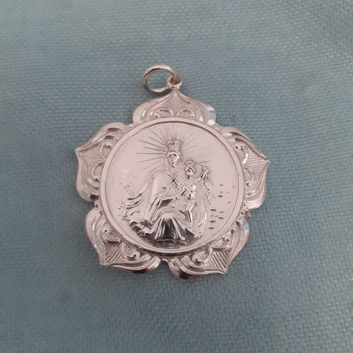 Christian pendant from the 70s silver, new
