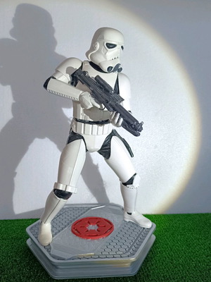 Stormtrooper figure used, resin, handmade, Star Wars collectible