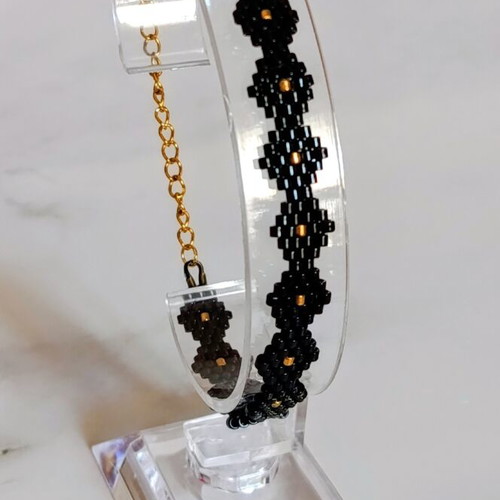 Handmade bracelet black and gold with Miyuki beads made to order