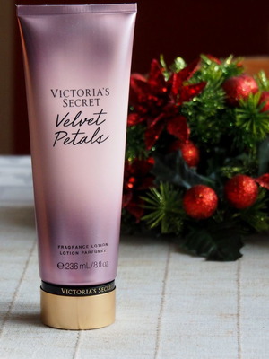 Victoria's Secret Velvet Petals Fragrance Lotion 236ml new