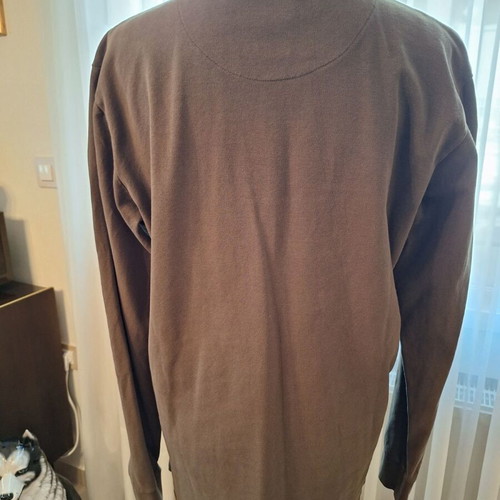 Navy & Green long-sleeve shirt like new, olive color, size M