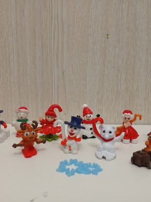 Kinder Surprise Joy Christmas figures used, set