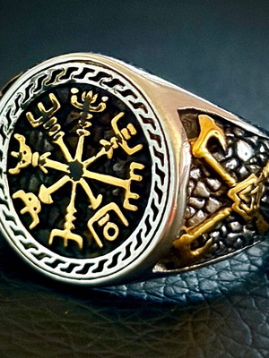 Viking Compass (Vegvisir) ring, stainless steel, gold-tone, size US 13