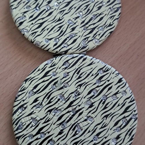 Pocket mirror like new
