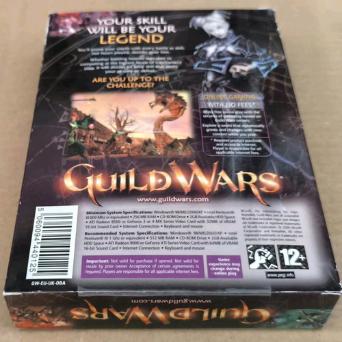 Guild Wars PC CD-ROM like new, complete in box