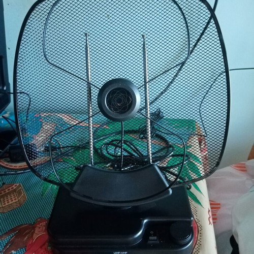 Indoor TV Antenna like new