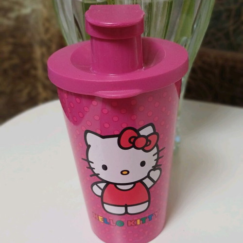 Tupperware set twin and cup with spout Hello Kitty new