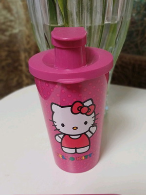 Tupperware set twin and cup with spout Hello Kitty new