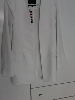 Lynne white blazer new, size XL with slim fit