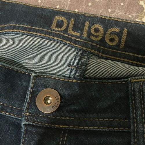 DL1961 Vintage Bootcut Jeans Like New, Dark Blue, Low Rise