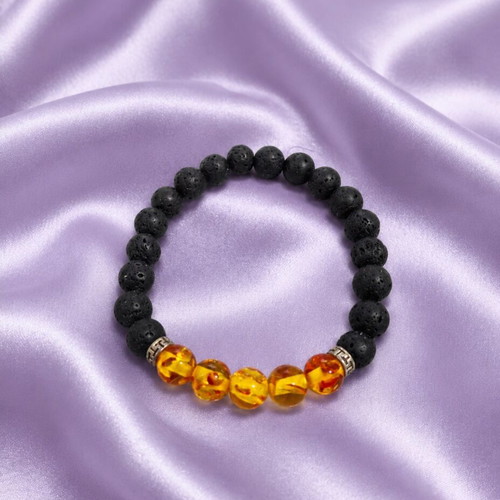 Bracelet with black and orange beads