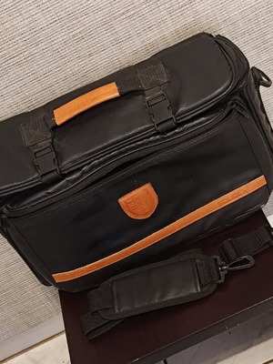 Solidex Performance Video professional carrying bag like new, black and orange