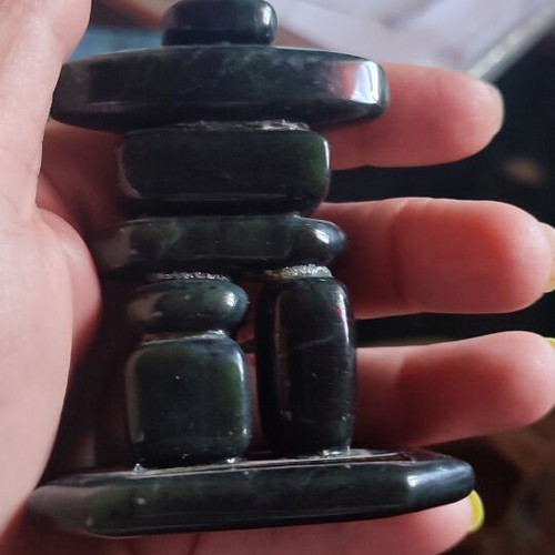 Inuit Inuksuk Natural Nephrite Green Jade Man Sculpture like new