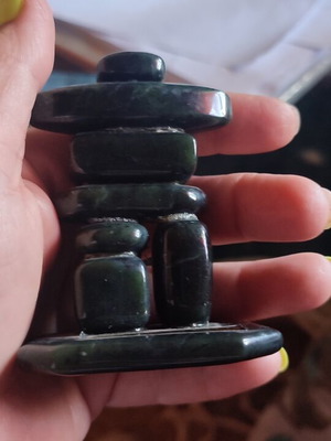 Inuit Inuksuk Natural Nephrite Green Jade Man Sculpture like new
