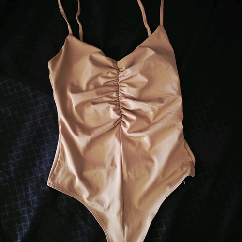 H&M beige bodysuit like new, slim fit, size S