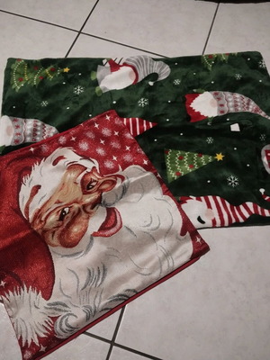 Decorative and sleeping pillowcases used, pack