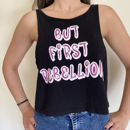 Black top Pink Woman like new with pink and white prints, size S