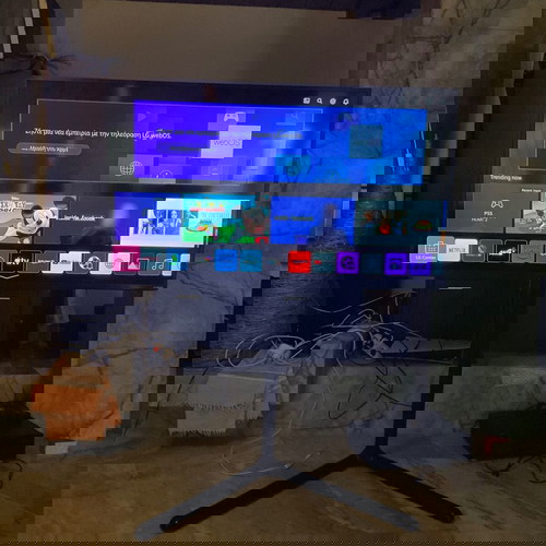 Τηλεόραση LG 49" 4K 49NANO796NE σαν καινούργια με TV Stand