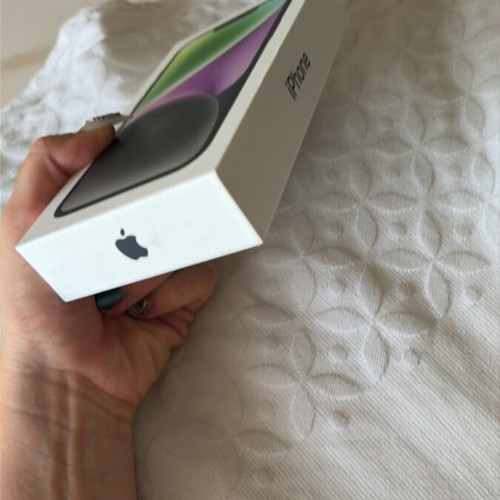 Apple iPhone 14 128GB black, with box, no charger
