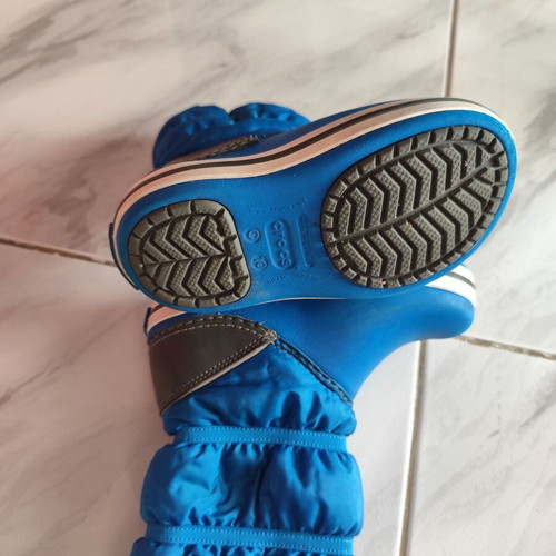 Crocs kids boots like new, blue, size 27-28