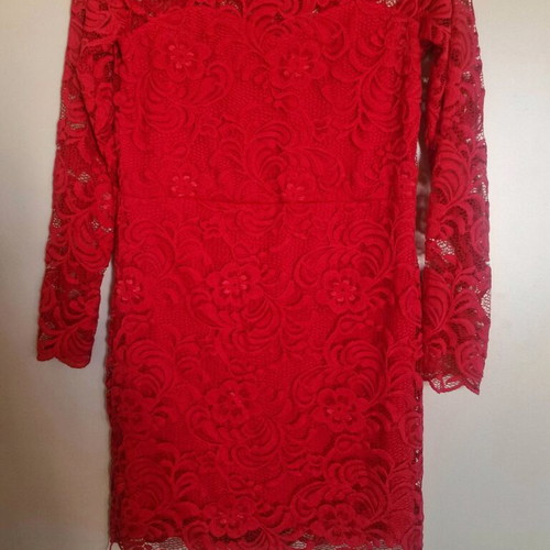 Lace dress red like new, size M