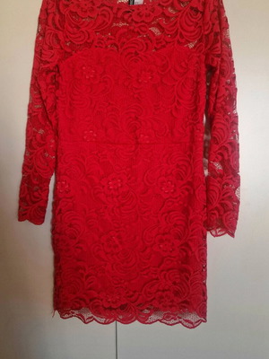 Lace dress red like new, size M