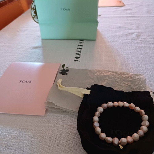 Tous bracelet with genuine pearls and gold bear like new