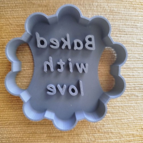 3D Printed Cookie Cutters like new, set of 3 with messages