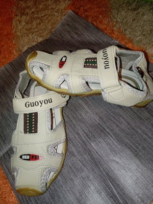 Children's sandal new size 30 beige