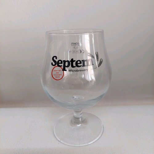 Septem collectible beer glass new