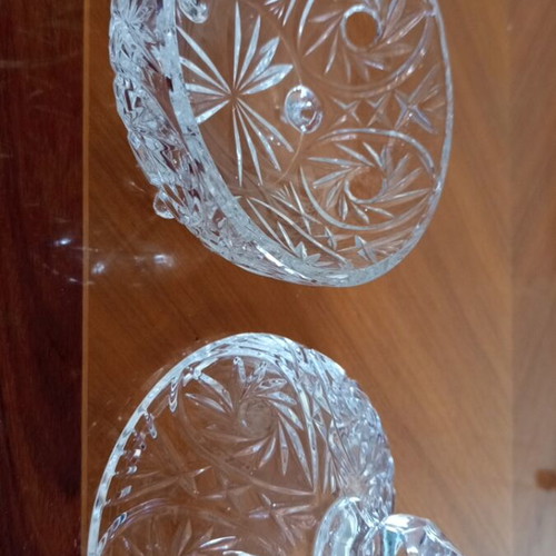 Vintage crystal bonbonniere with lid, 16cm