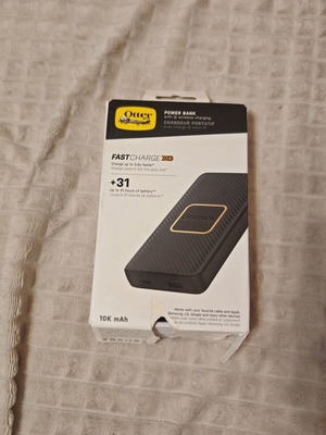 OtterBox Fast Charge Qi ασύρματο power bank 10.000 mAh