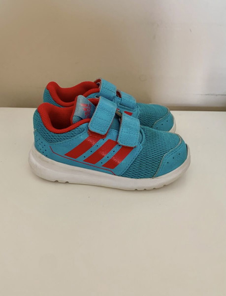 Adidas παπουτσάκια νο 25