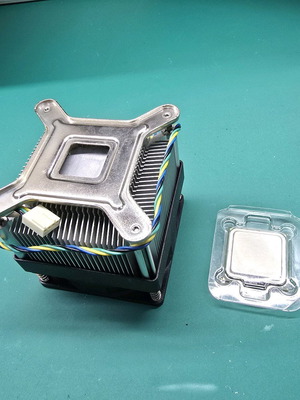 Intel Celeron 2.80GHz used with cooler