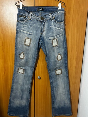 Dolce & Gabbana jeans used, low waist with rhinestones, size M