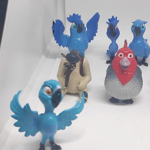 Rio 2 collectible figures set of 12, like new