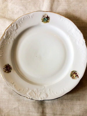 Porcelain platter Walbrzych Romeo and Juliet 24 cm